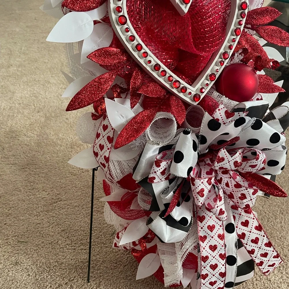 Valentine Festive Red and White Heart Wreath
